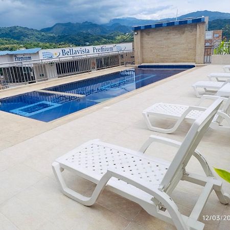 Hotel Bellavista Premium Villeta Eksteriør bilde