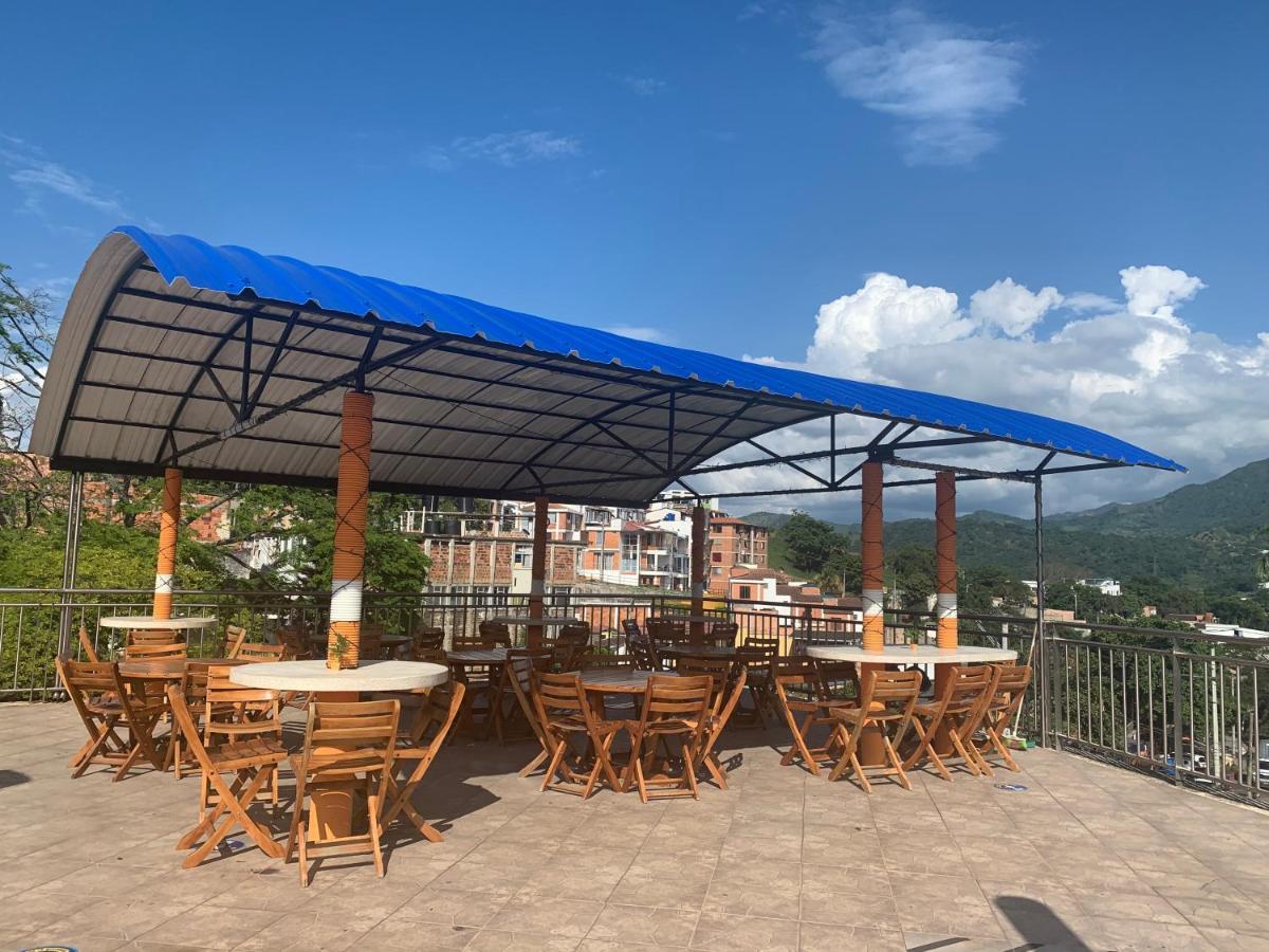 Hotel Bellavista Premium Villeta Eksteriør bilde