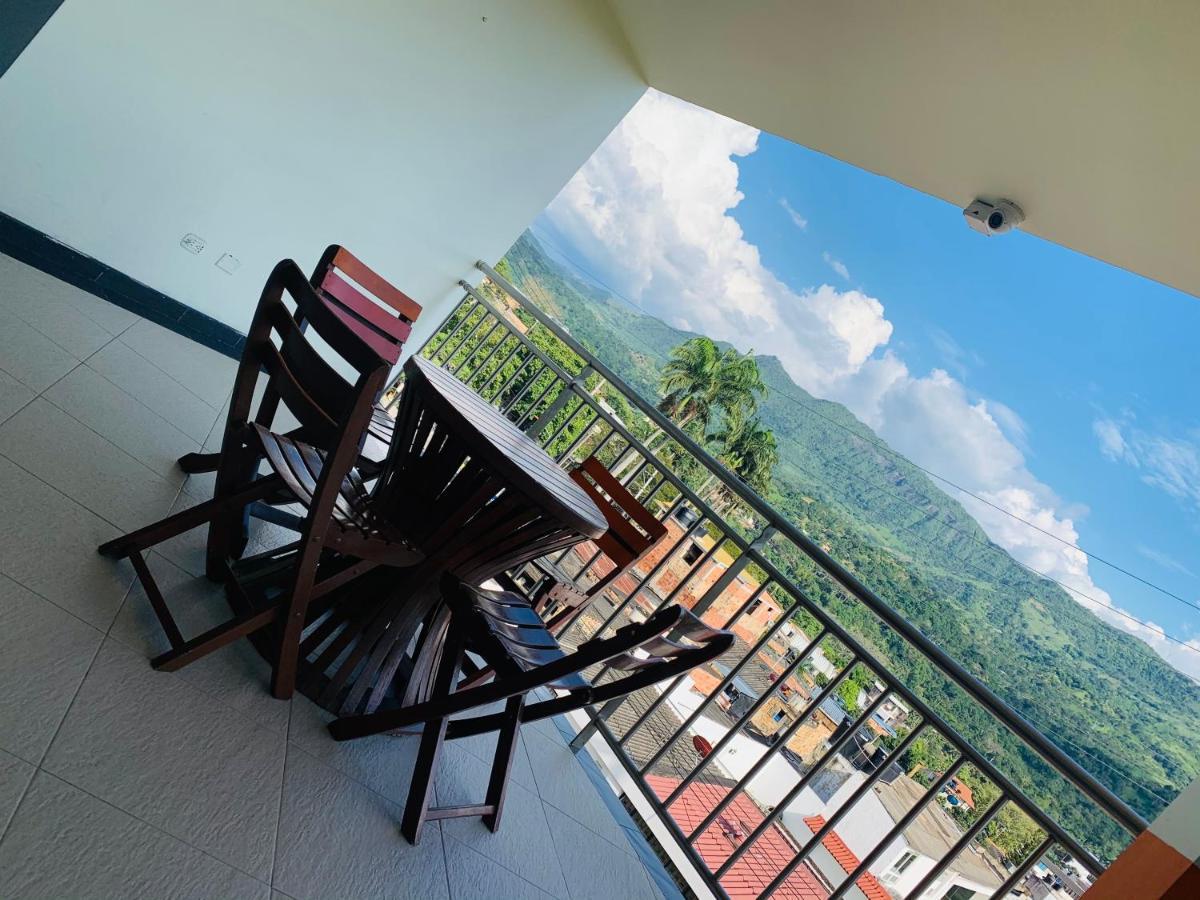 Hotel Bellavista Premium Villeta Eksteriør bilde