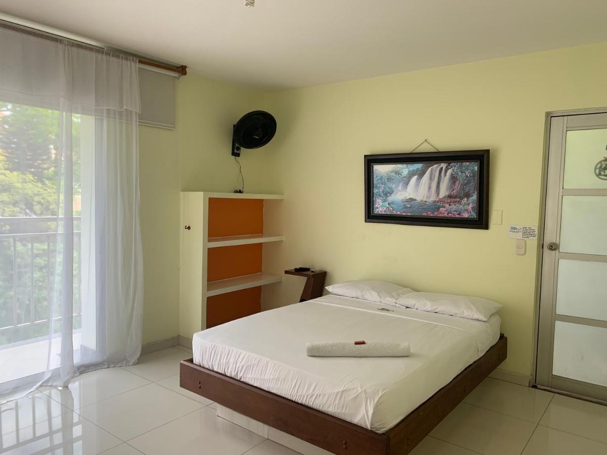 Hotel Bellavista Premium Villeta Eksteriør bilde